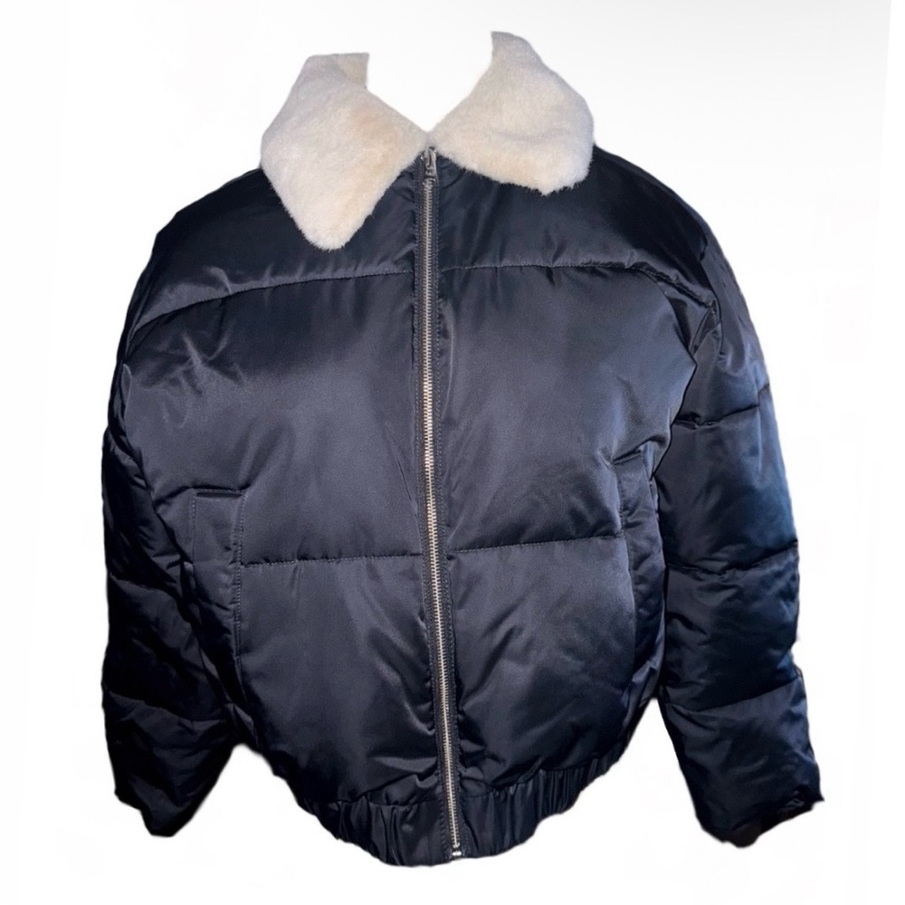 Abercrombie Ultra Collection Cropped Puffer Jacket Faux Fur Collar Zip Women’s M